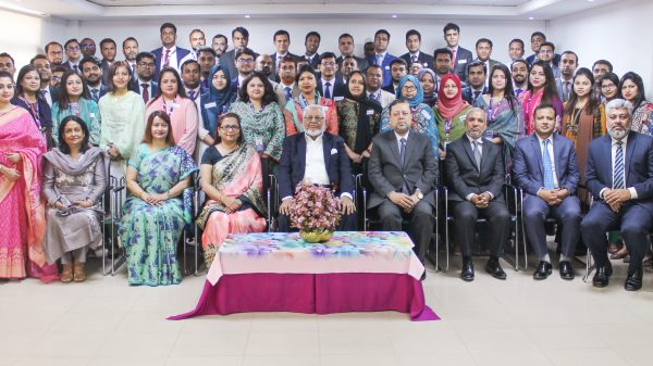 সাউথইস্ট ব্যাংক ও সেবা হোল্ডিংস লিমিটেডের মধ্যে সমঝোতা চুক্তি স্বাক্ষর